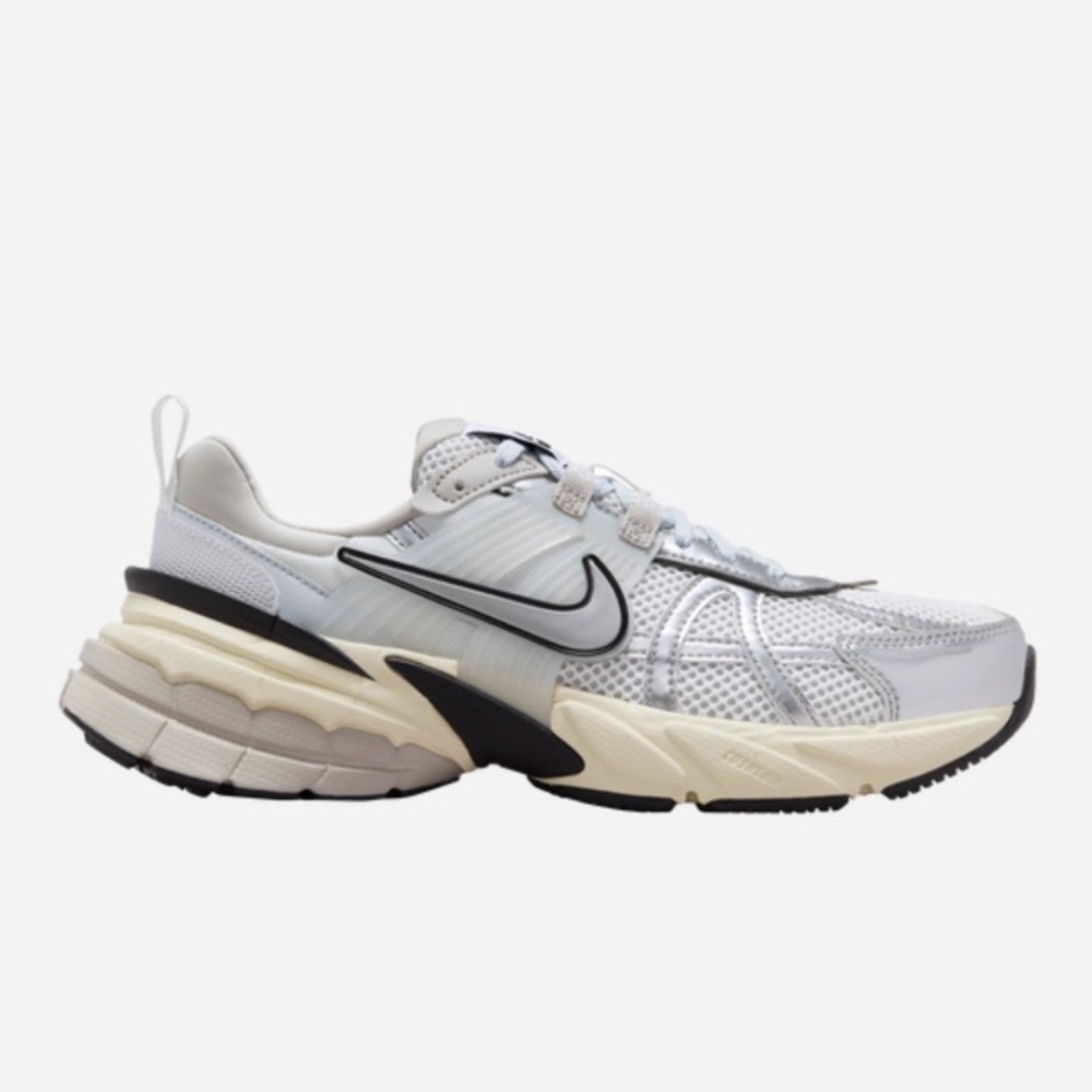 Nike V2K Run Women's Shoes - White, Black, Silver